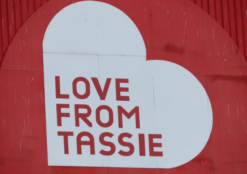 Love from  Tassie